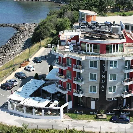 Sunday Hotel 3*